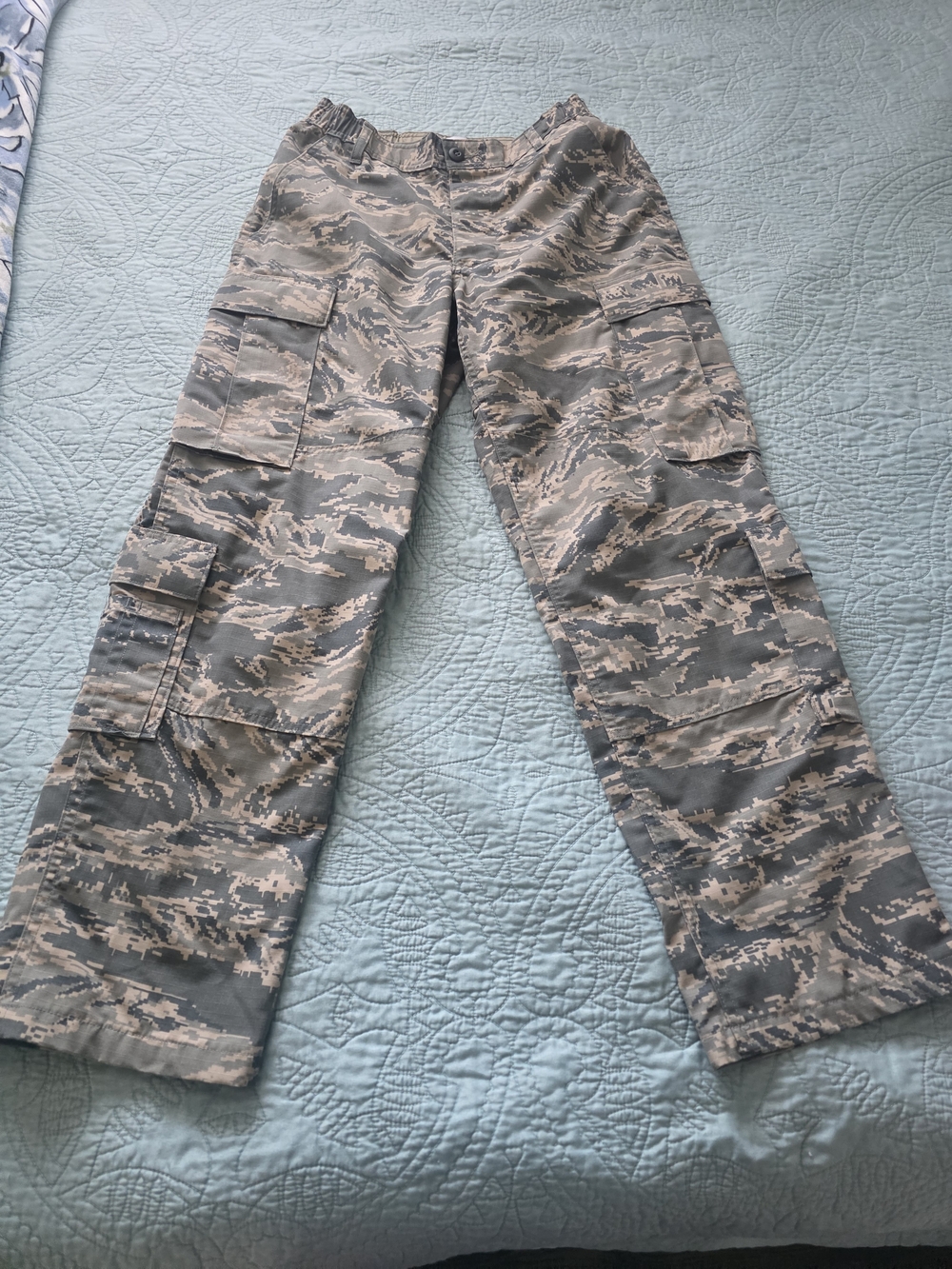 U.S. Air Force-Labelled Digital Camo Pants - Khaki & Grey